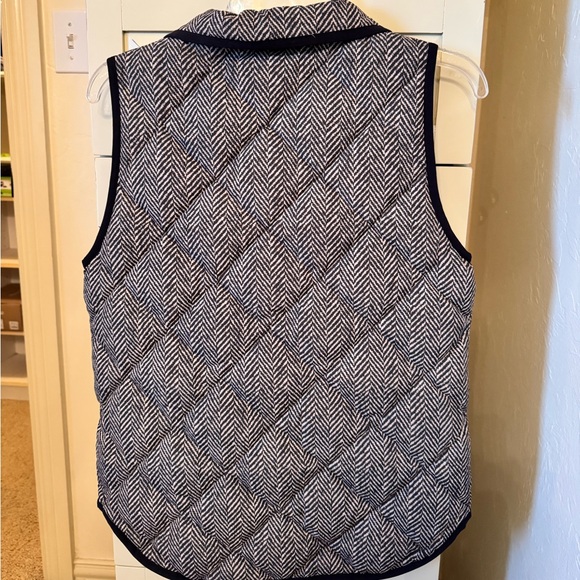 J Crew Herringbone Puffer Vest - Picture 4 of 4